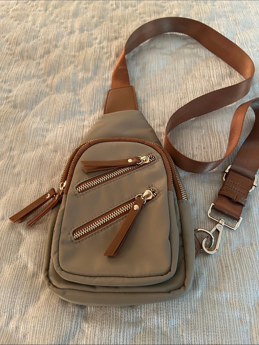Minimalist Crossbody Sling Bag for Men - Taupe